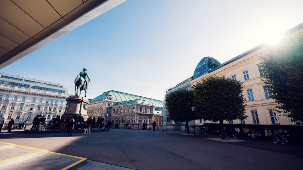 Panoramic view of Albertina Museum's blend of modern and classical architecture.